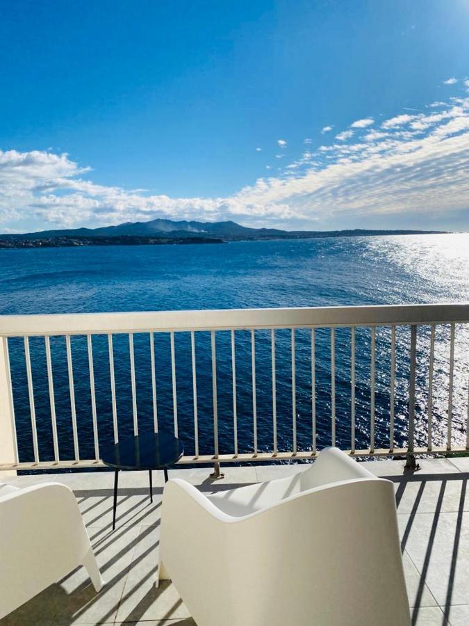 Magnifique duplex vue mer inoubliable Sanary Sur Mer Extérieur photo